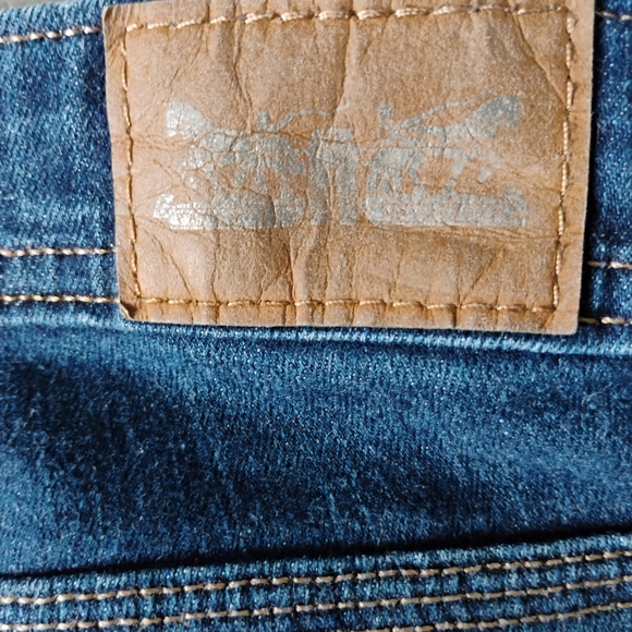 Levi's Classic Blue Denim with Brown Patch Curvy 529 Skinny Leg Sz 12M - Picture 7 of 14